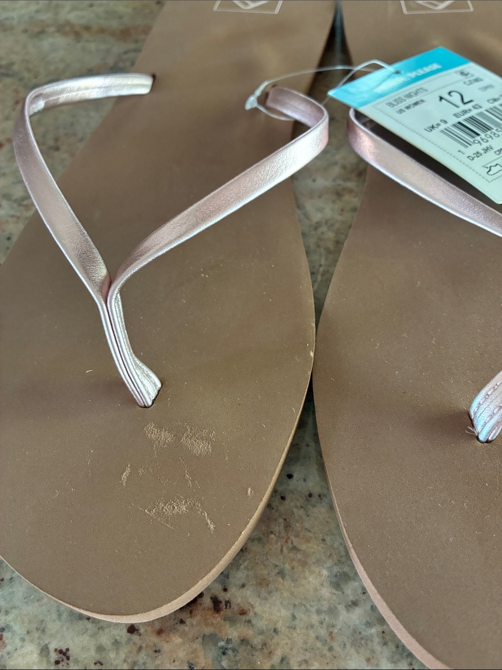 NEW Reef Bliss Nights Copper Flip Flop Sandals size 12 FLAW - Picture 8 of 8